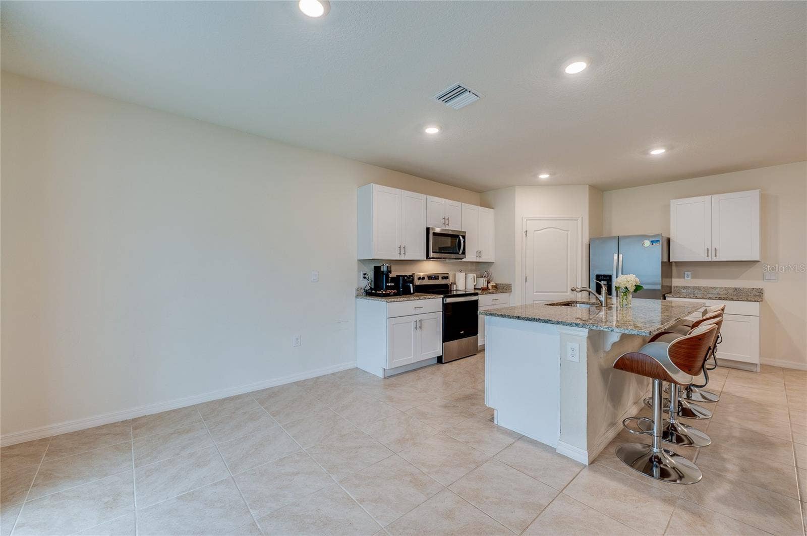 515 BARONESS WAY, Deland, FL 32724 Open Living Space