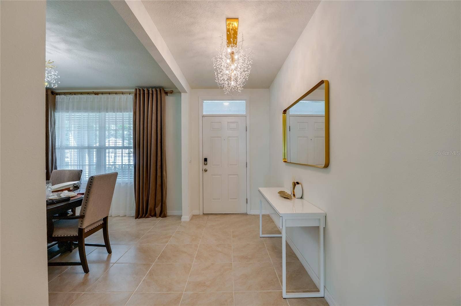 515 BARONESS WAY, Deland, FL 32724 Entry way