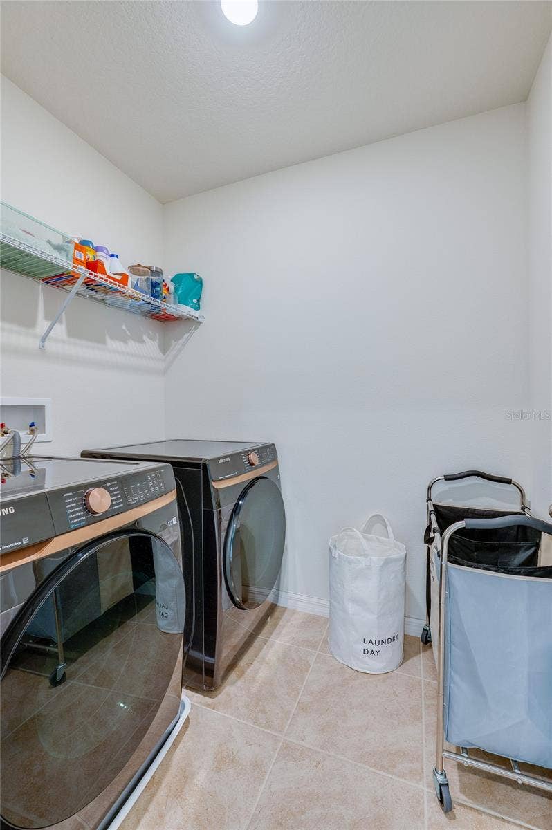 515 BARONESS WAY, Deland, FL 32724 Laundry Room