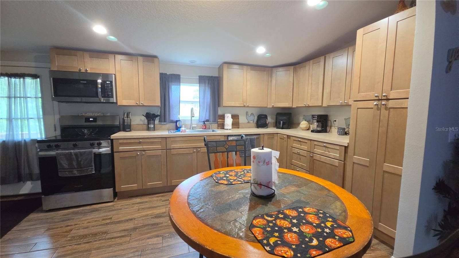 2381 OLD DAYTONA RD, Deland, FL 32724
