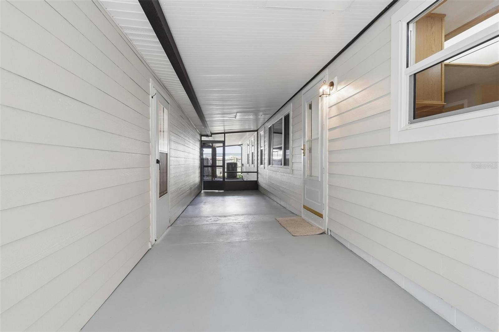 2662 PALM TERRACE, Deland, FL 32720 Rear Screened porch