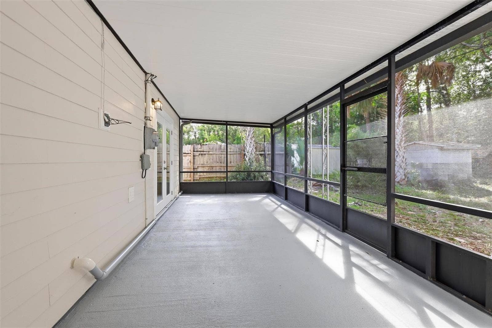 2662 PALM TERRACE, Deland, FL 32720 Rear Screened porch