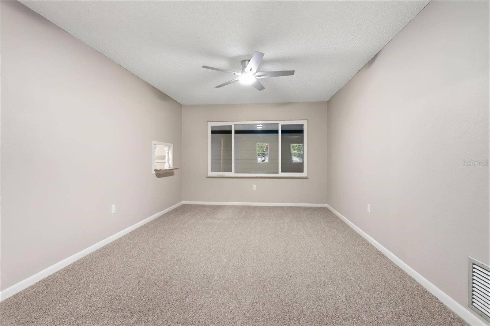 2662 PALM TERRACE, Deland, FL 32720 2662 PALM TERRACE, Deland, FL 32720
