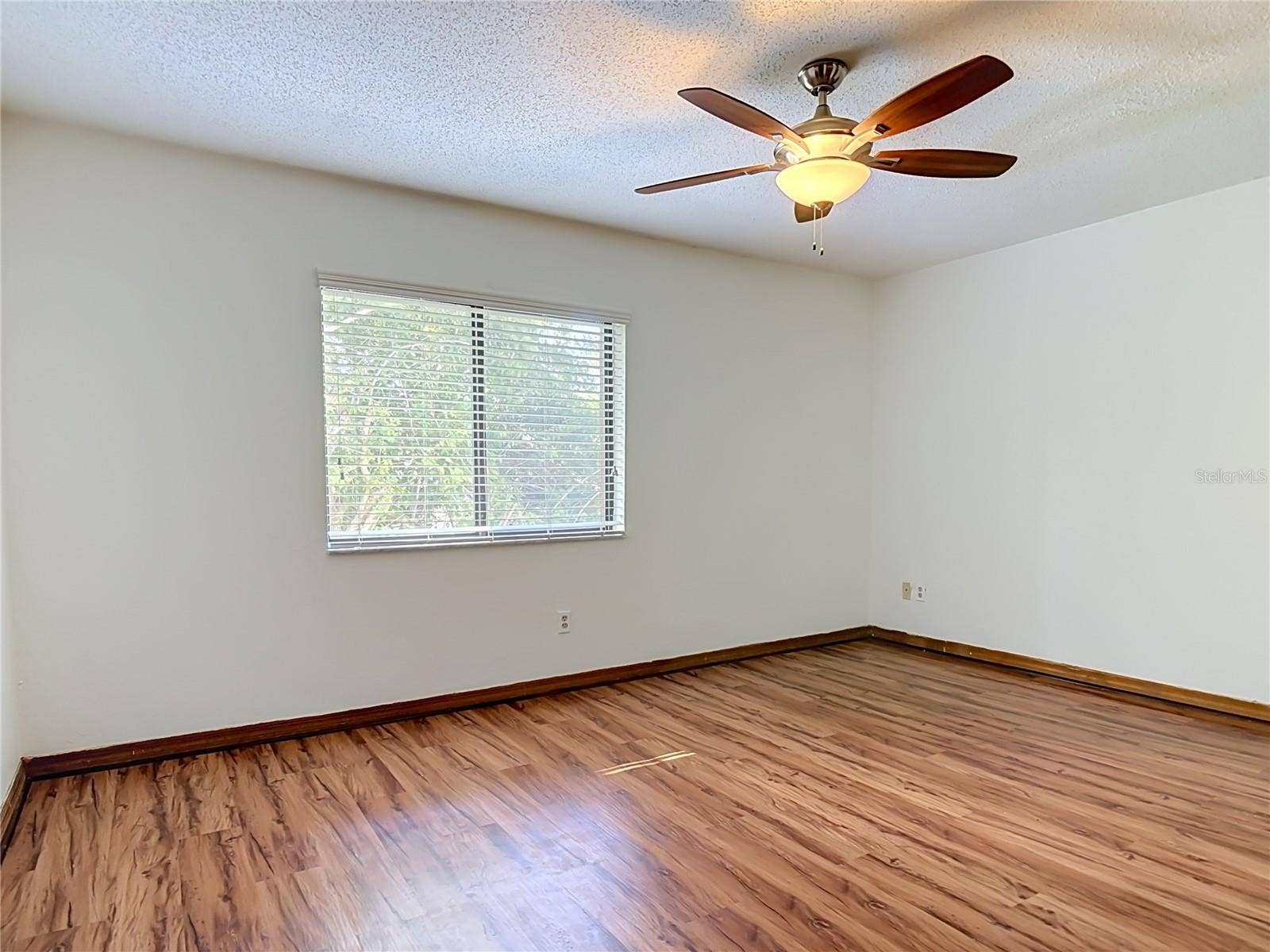 2066 OAK MEADOW CIRCLE, South Daytona, FL 32119
