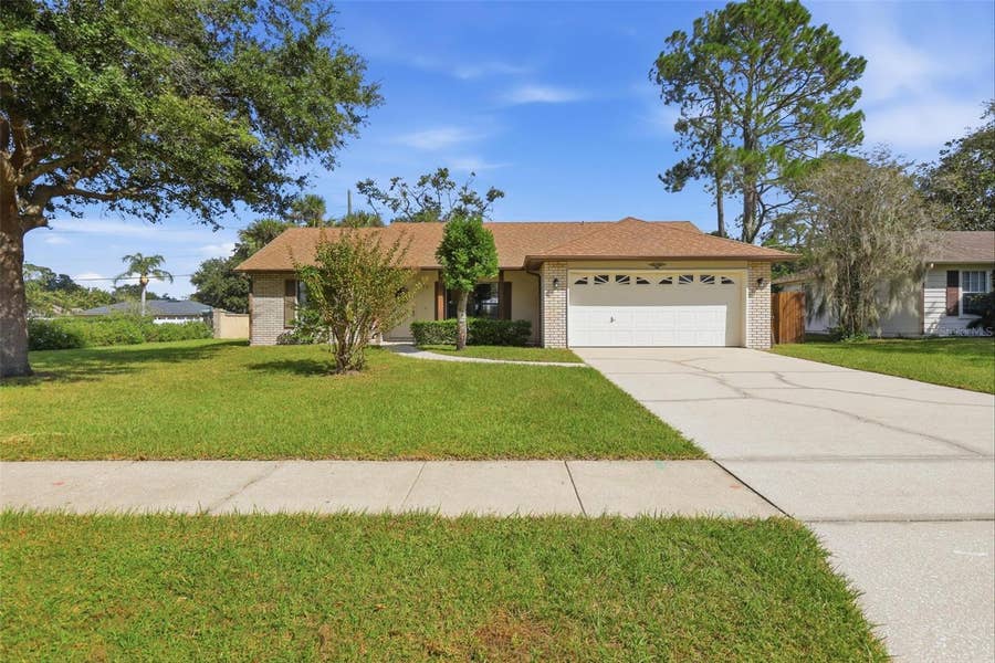 Property photo for 1381 HEATHER GLEN DRIVE, Deland, FL