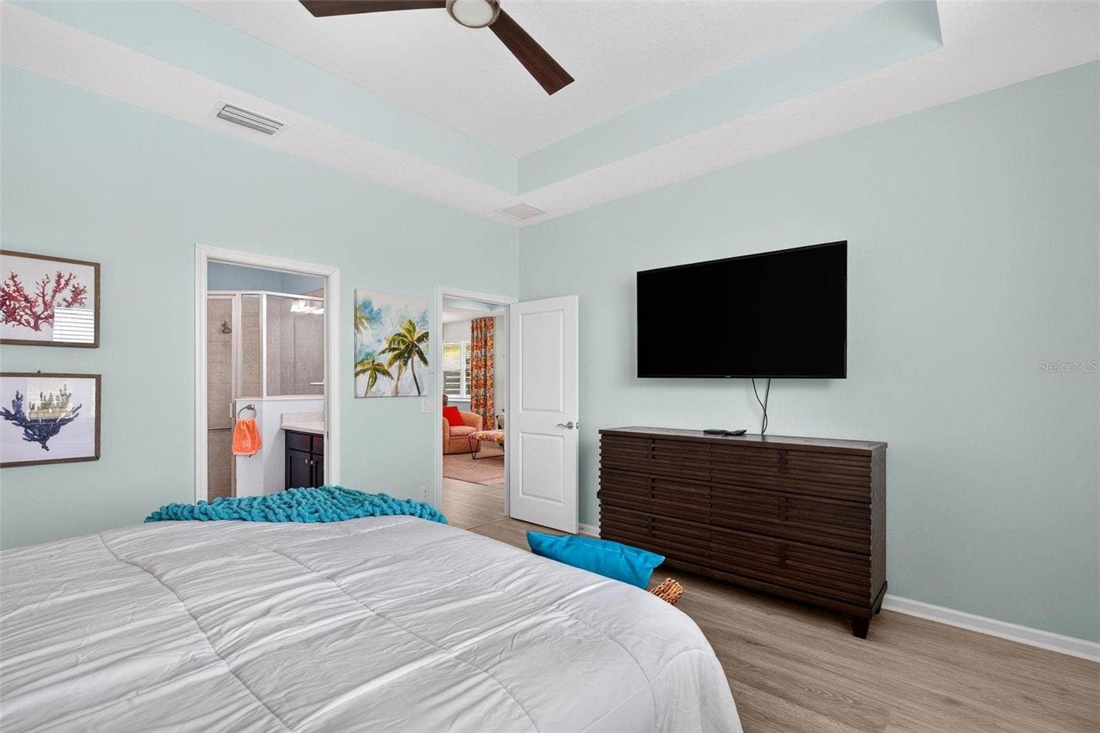 243 ISLAND BREEZE AVENUE, Daytona Beach, FL 32124 243 ISLAND BREEZE AVENUE, Daytona Beach, FL 32124