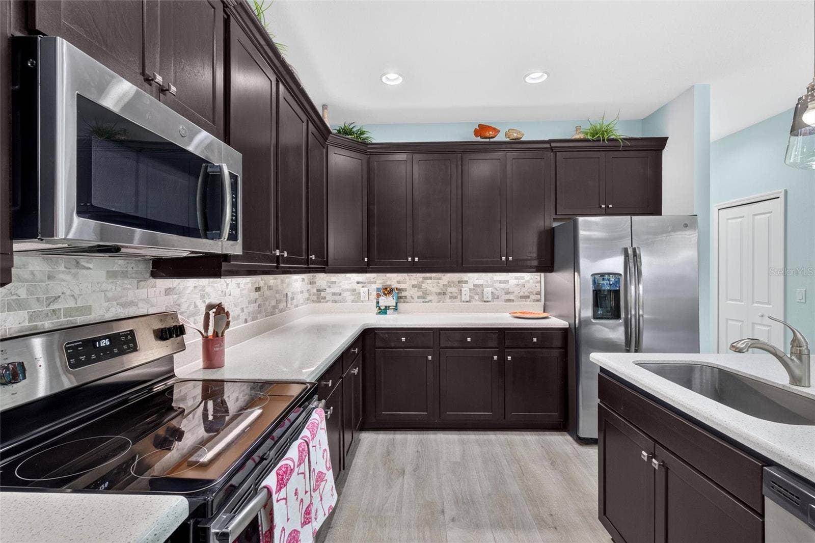 243 ISLAND BREEZE AVENUE, Daytona Beach, FL 32124 243 ISLAND BREEZE AVENUE, Daytona Beach, FL 32124
