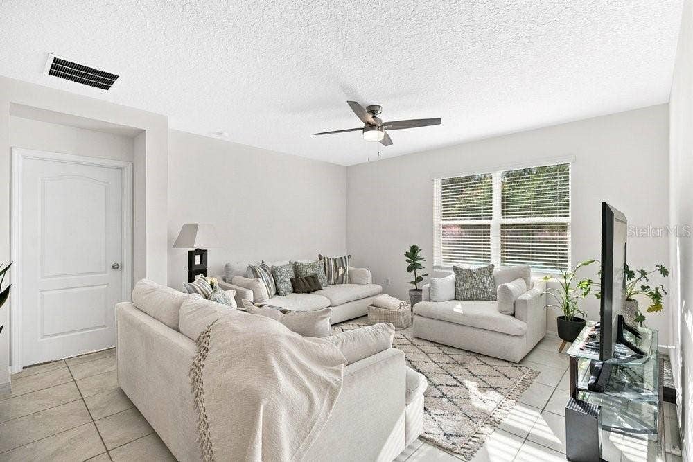 843 LAZIO CIRCLE, Debary, FL 32713 843 LAZIO CIRCLE, Debary, FL 32713