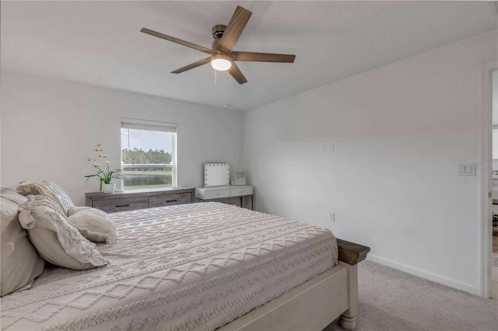 1295 BELLE ISLE LANE, Daytona Beach, FL 32124 1295 BELLE ISLE LANE, Daytona Beach, FL 32124
