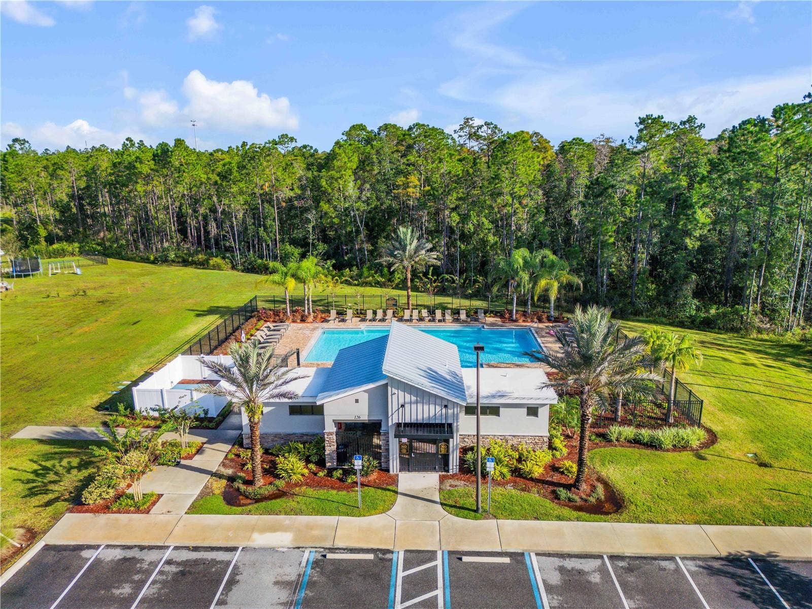 1295 BELLE ISLE LANE, Daytona Beach, FL 32124 1295 BELLE ISLE LANE, Daytona Beach, FL 32124
