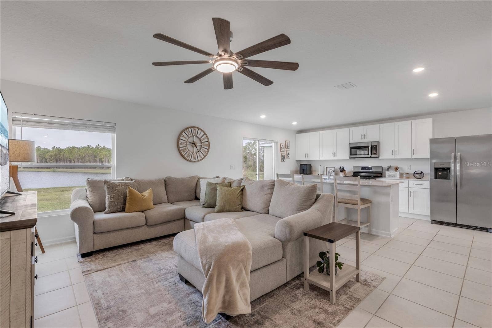1295 BELLE ISLE LANE, Daytona Beach, FL 32124 1295 BELLE ISLE LANE, Daytona Beach, FL 32124