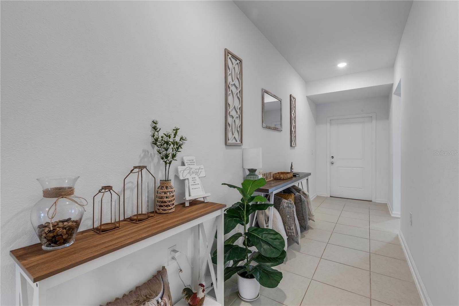 1295 BELLE ISLE LANE, Daytona Beach, FL 32124 1295 BELLE ISLE LANE, Daytona Beach, FL 32124