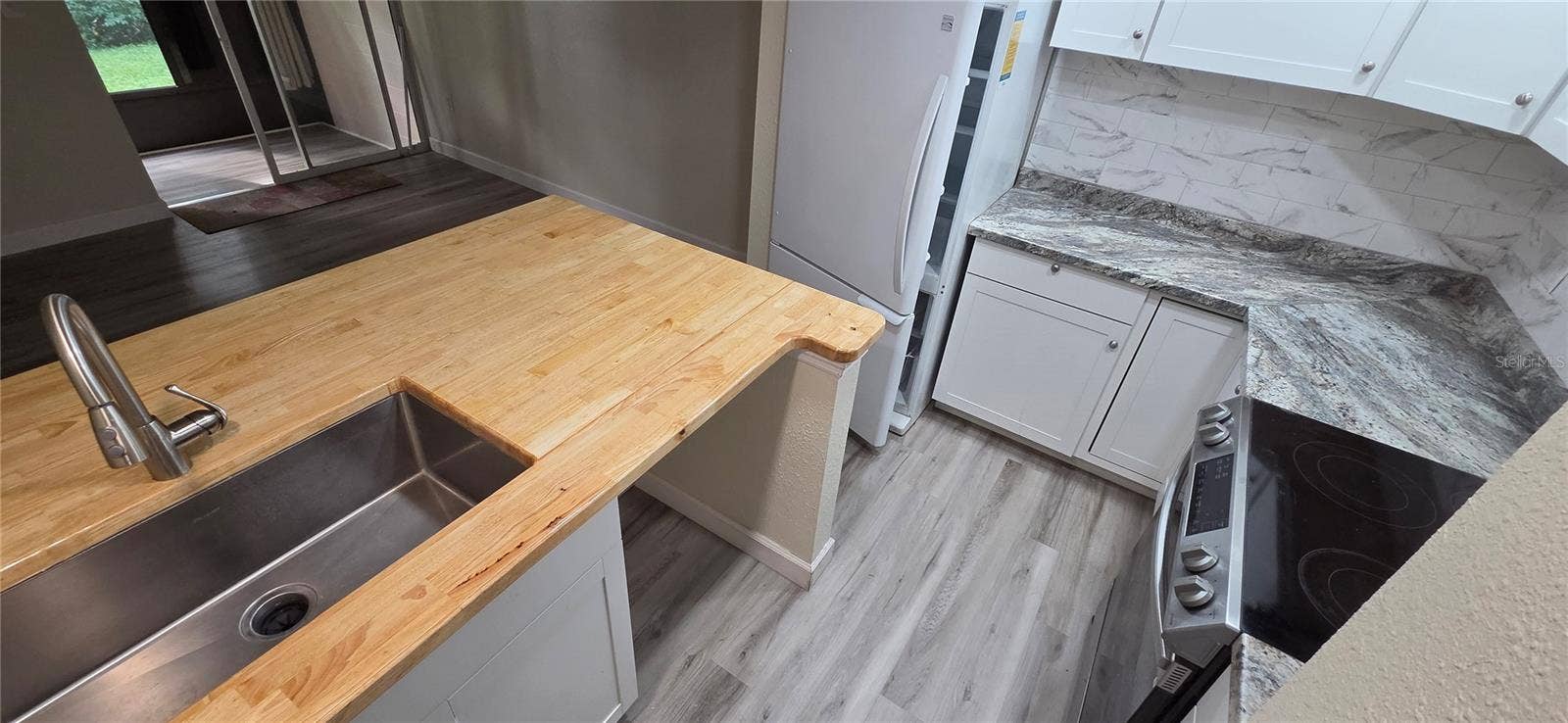 100 SWEETGUM WOODS COURT, #14C, Deltona, FL 32725 KITCHEN
