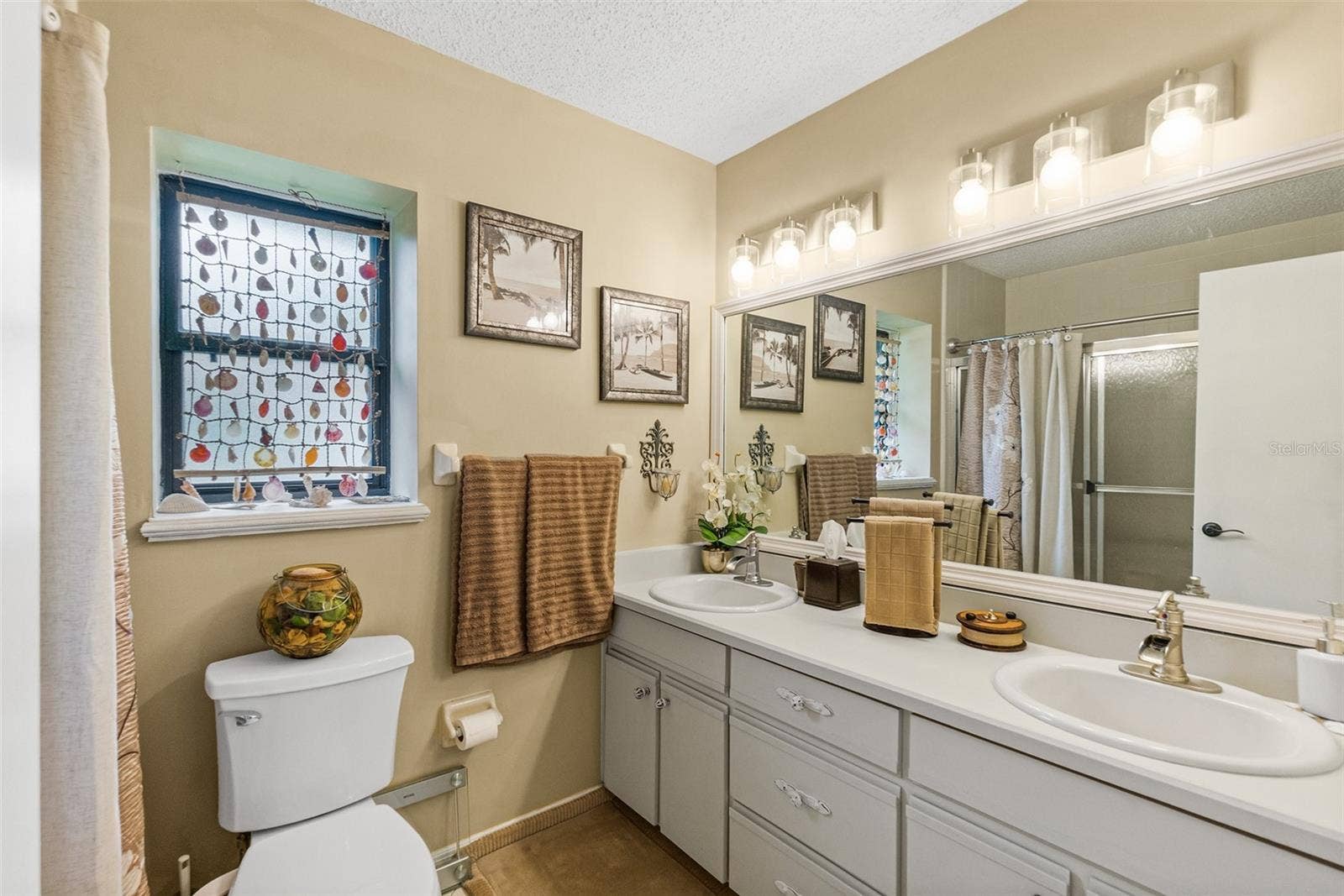 49 WELLSHIRE LANE, Palm Coast, FL 32164 49 WELLSHIRE LANE, Palm Coast, FL 32164
