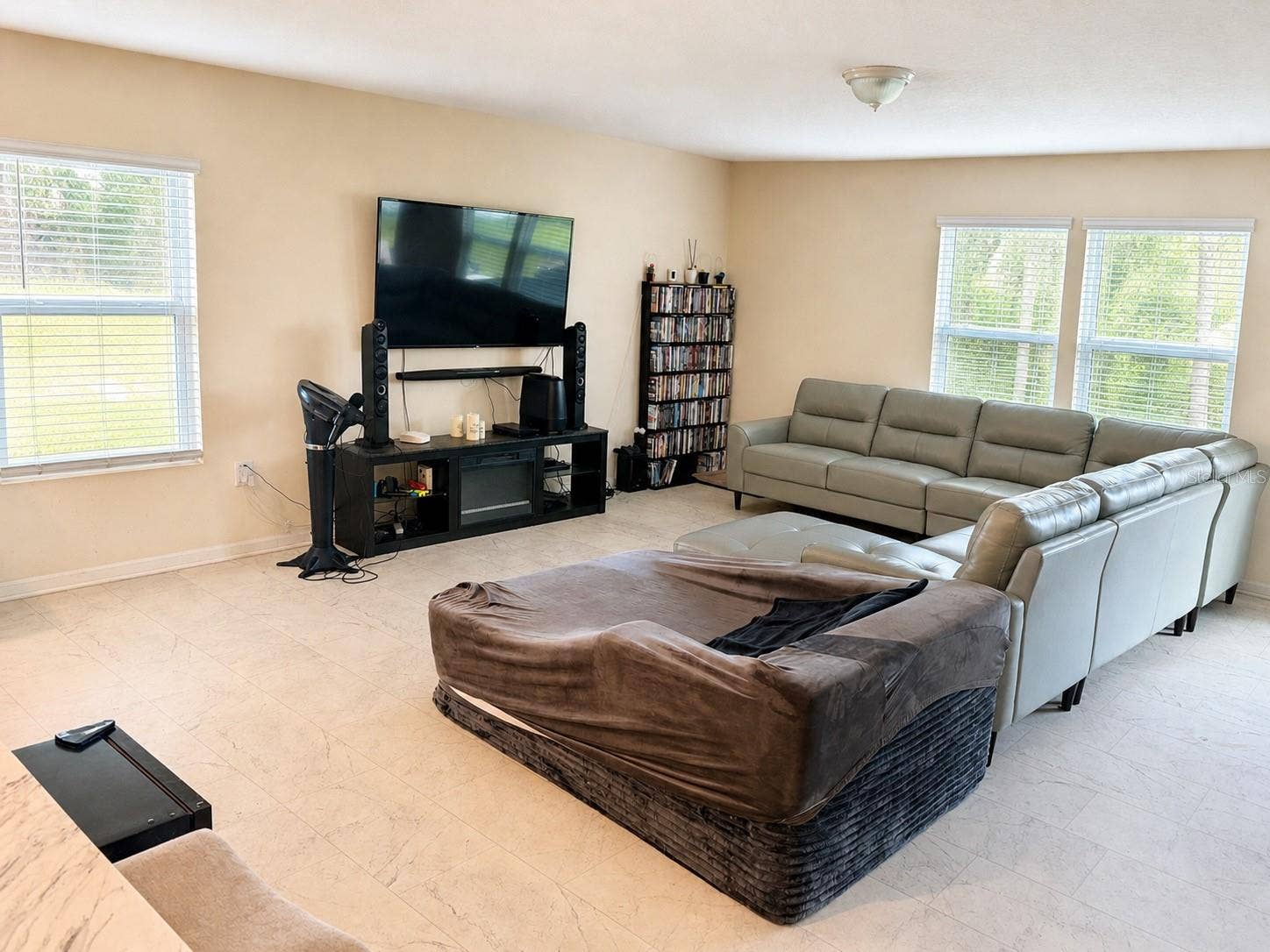 26 PORWYN LANE, Palm Coast, FL 32164 26 PORWYN LANE, Palm Coast, FL 32164