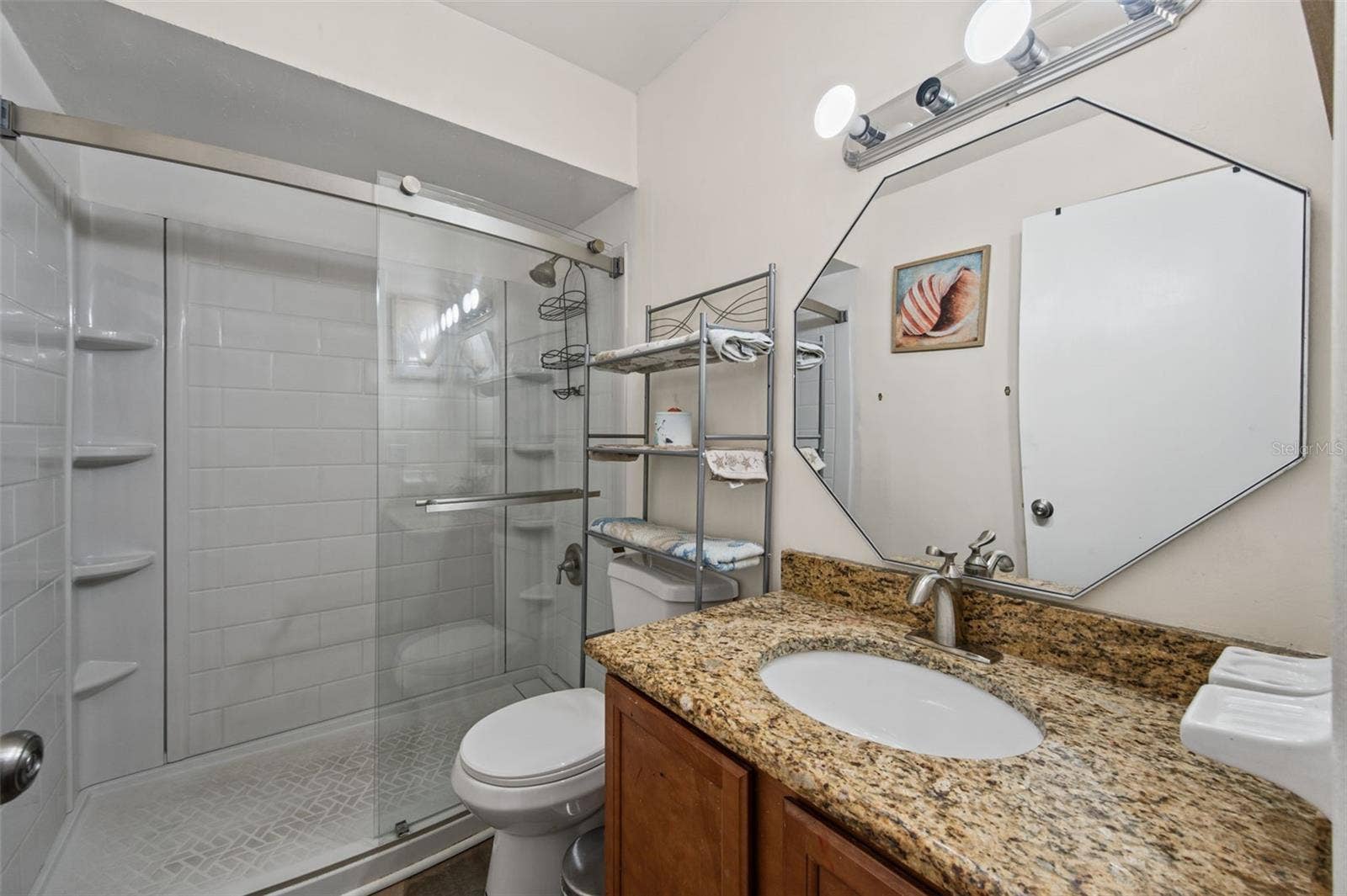 1000 LAKE OF THE WOODS BOULEVARD, #C201, Fern Park, FL 32730 1000 LAKE OF THE WOODS BOULEVARD, #C201, Fern Park, FL 32730