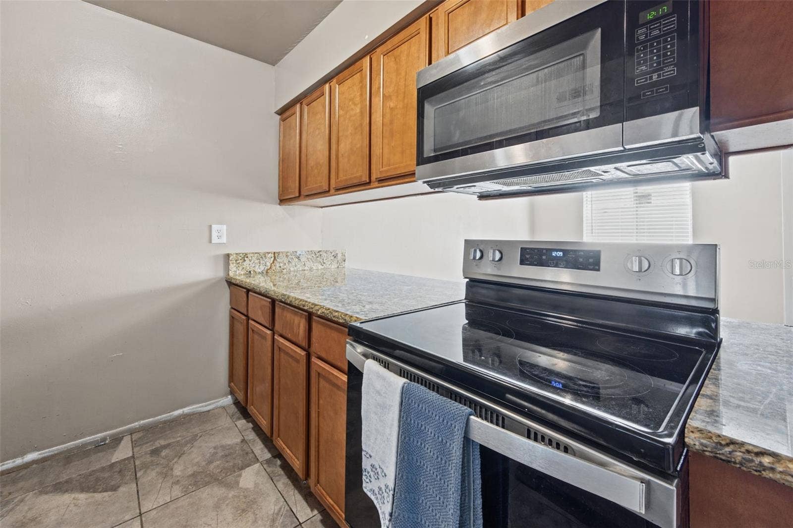 1000 LAKE OF THE WOODS BOULEVARD, #C201, Fern Park, FL 32730 1000 LAKE OF THE WOODS BOULEVARD, #C201, Fern Park, FL 32730