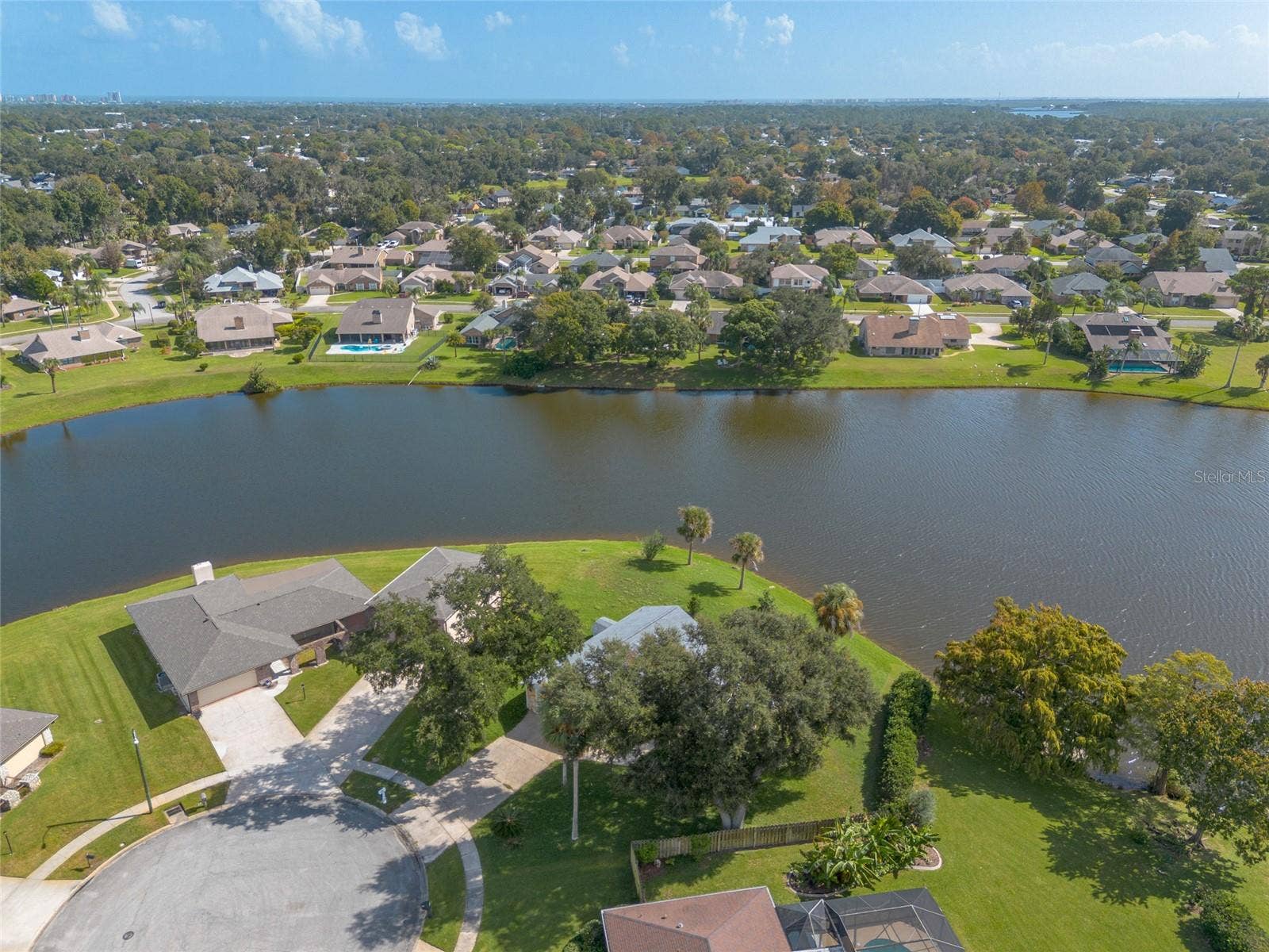 827 PINE TREE COURT, Port Orange, FL 32127