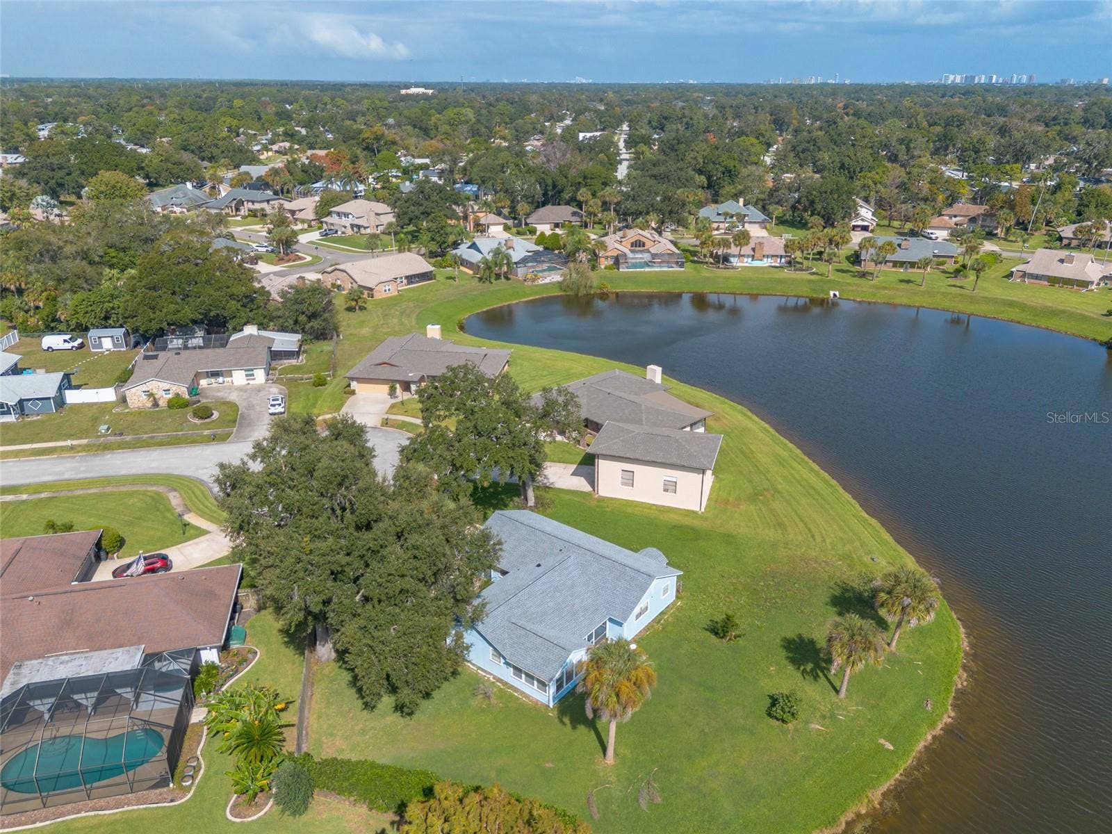 827 PINE TREE COURT, Port Orange, FL 32127