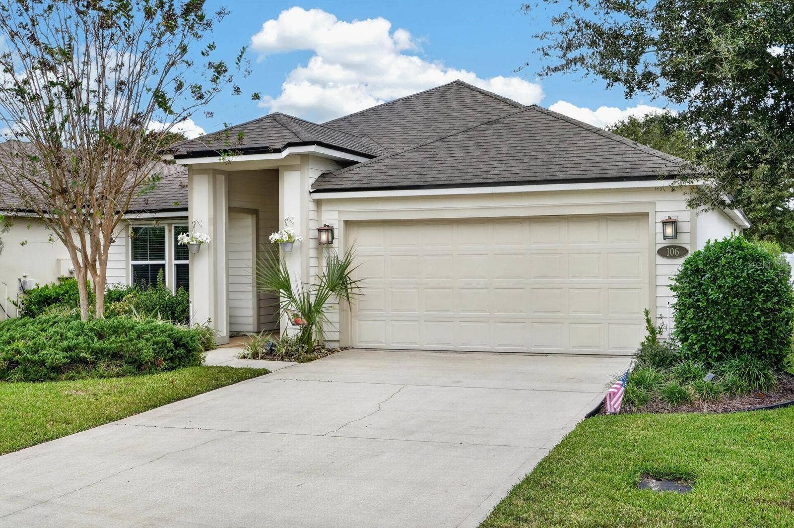 106 N COOPERS HAWK COURT, Palm Coast, FL 32164 106 N COOPERS HAWK COURT, Palm Coast, FL 32164