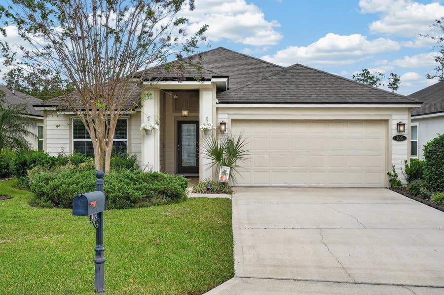Property photo for 106 N COOPERS HAWK COURT, Palm Coast, FL