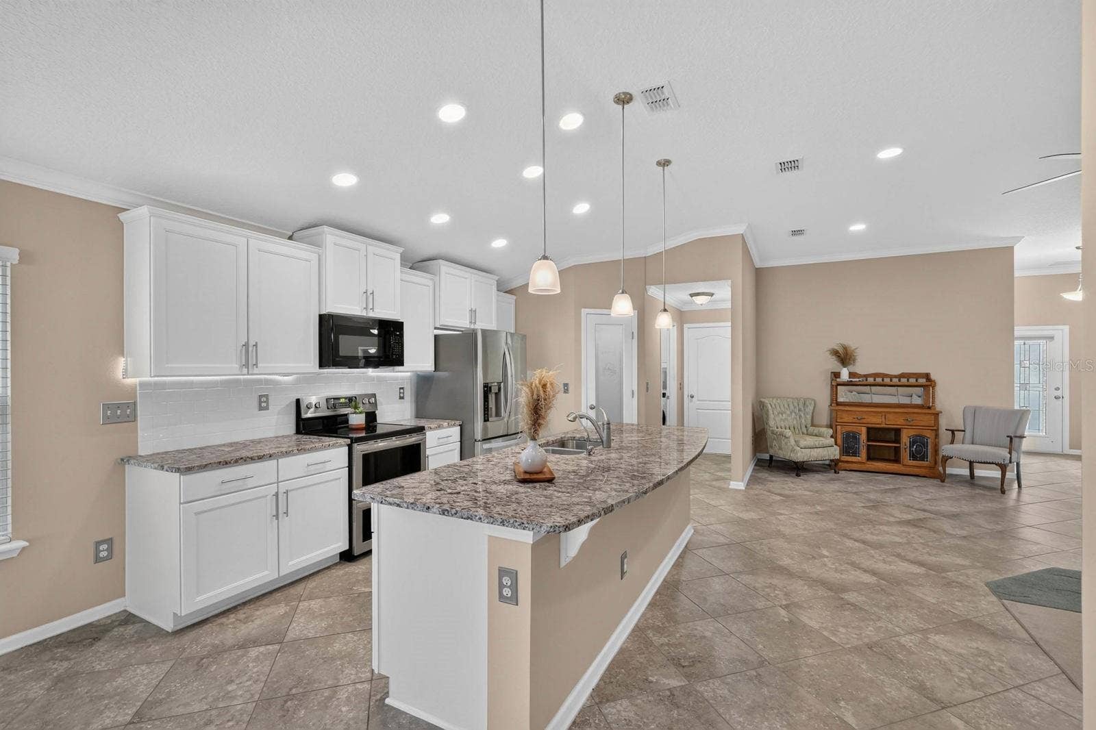 106 N COOPERS HAWK COURT, Palm Coast, FL 32164 106 N COOPERS HAWK COURT, Palm Coast, FL 32164