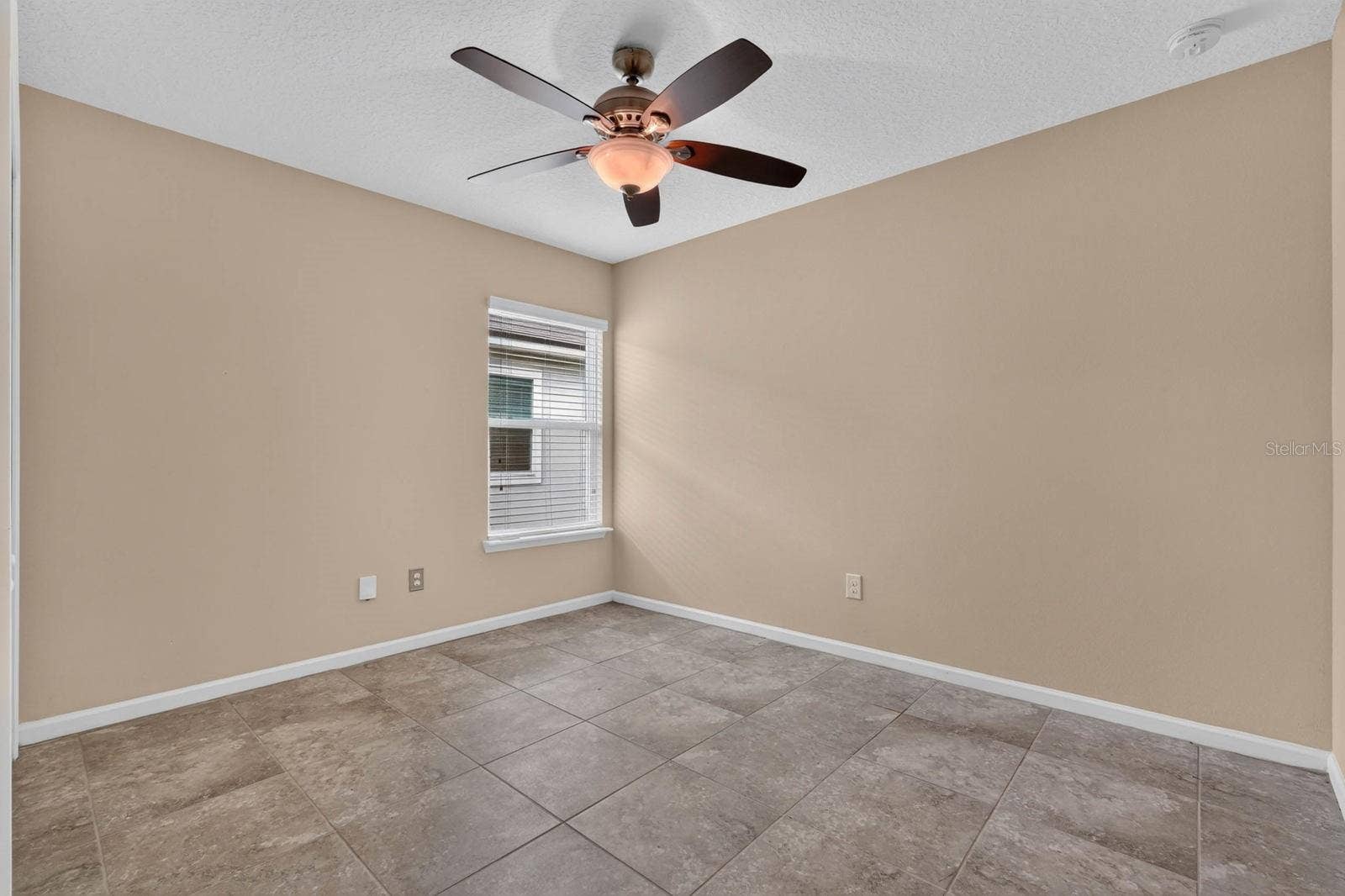 106 N COOPERS HAWK COURT, Palm Coast, FL 32164 106 N COOPERS HAWK COURT, Palm Coast, FL 32164