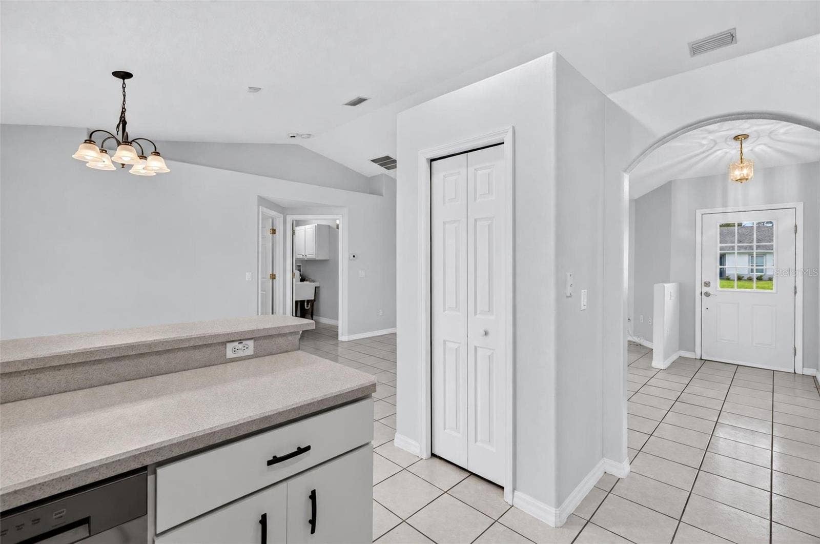 25 POTTERS LANE, Palm Coast, FL 32164