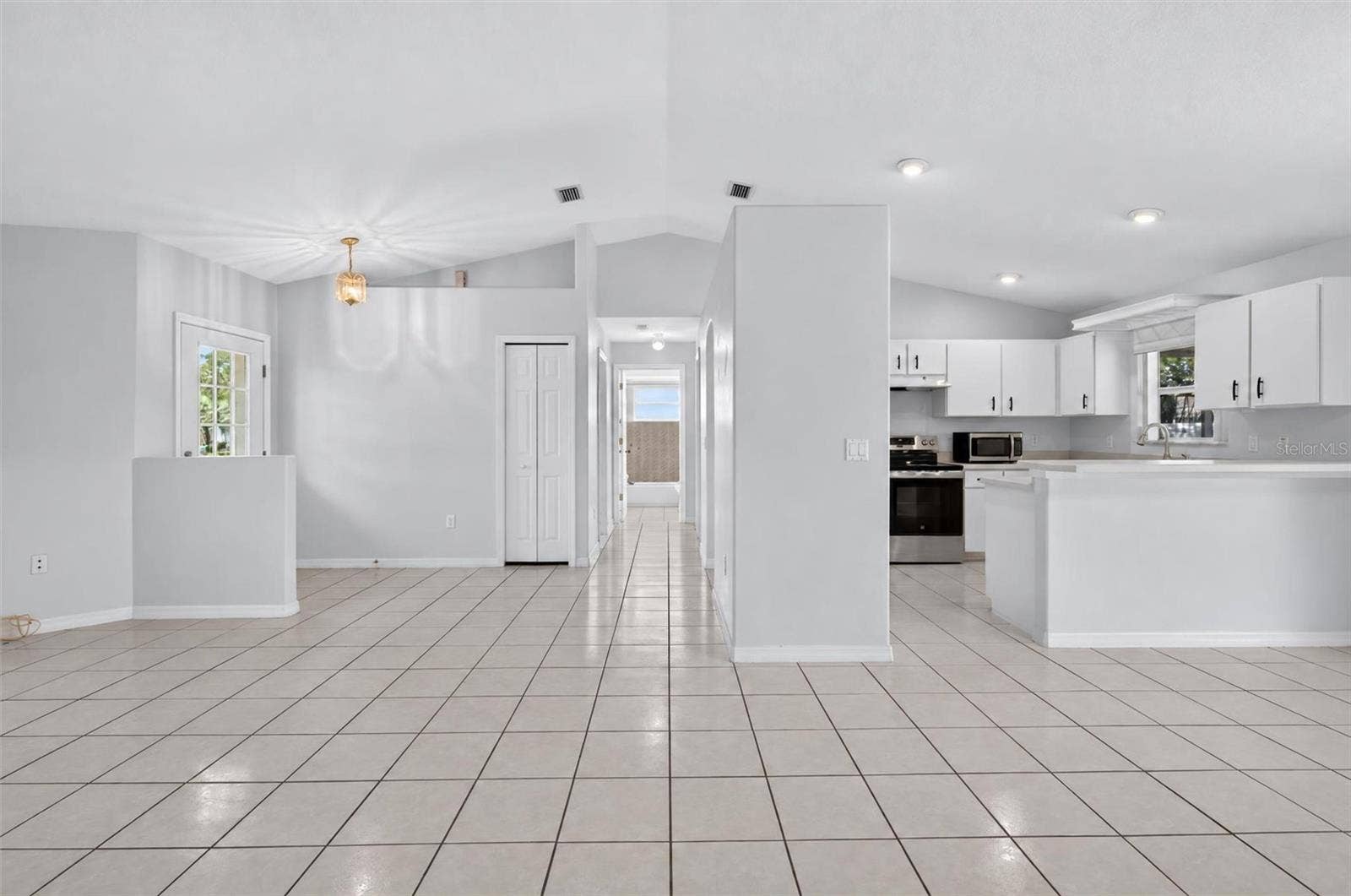 25 POTTERS LANE, Palm Coast, FL 32164