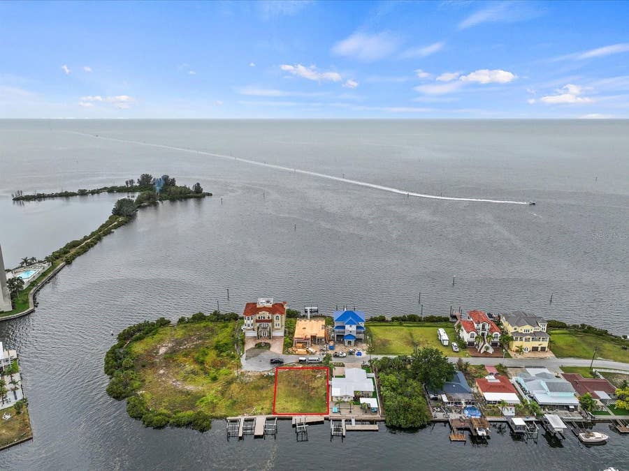 Property photo for 6200 LONNIE LEE LANE, Hudson, FL