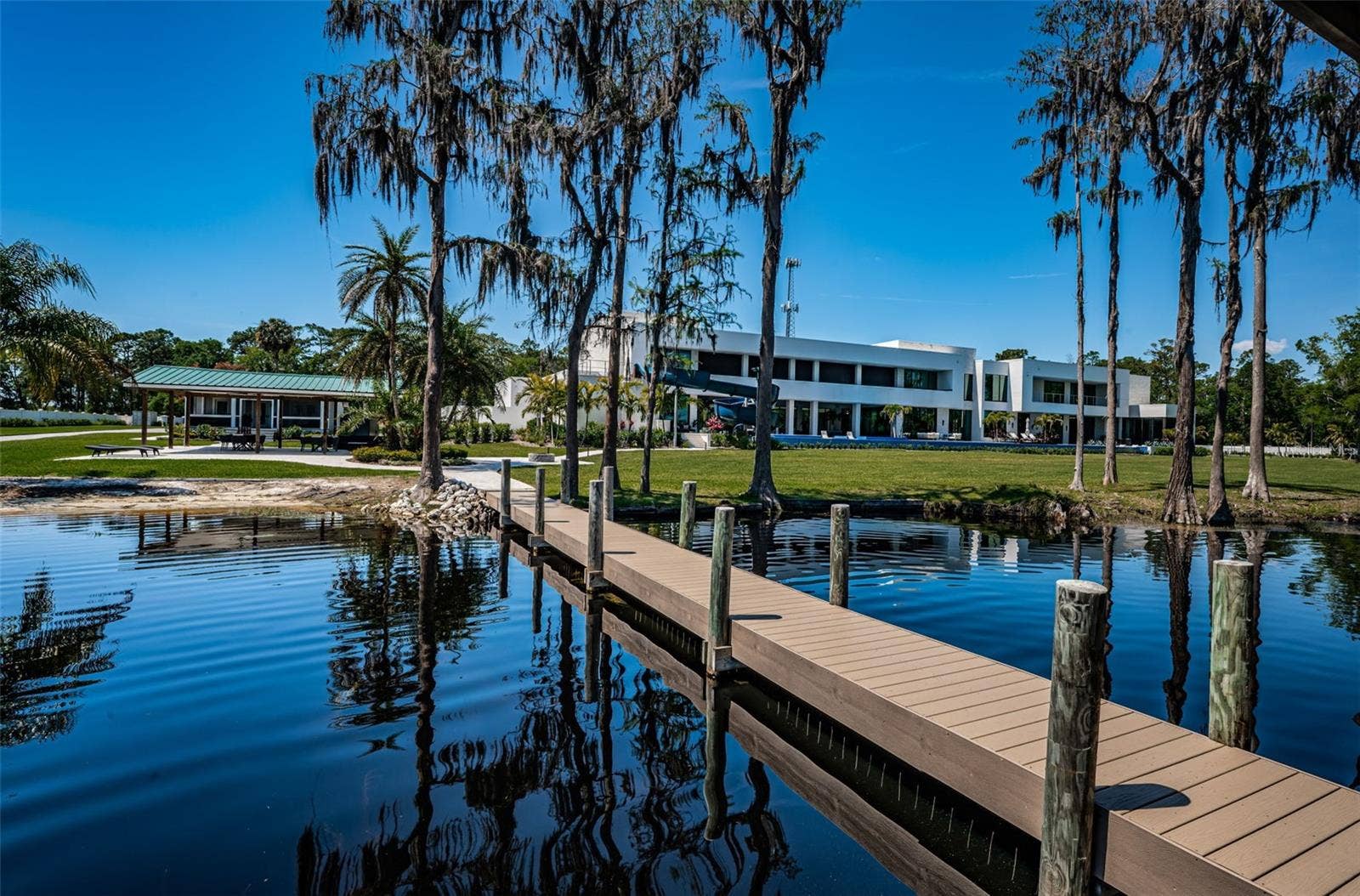 18725 JIRETZ ROAD, Odessa, FL 33556 18725 JIRETZ ROAD, Odessa, FL 33556