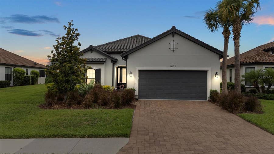 Property photo for 11398 JUGLANS DRIVE, Odessa, FL