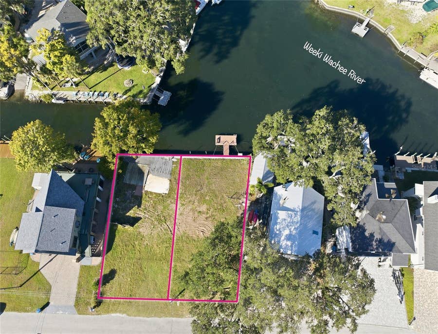 Property photo for 00 CIRCLE DRIVE, Weeki Wachee, FL