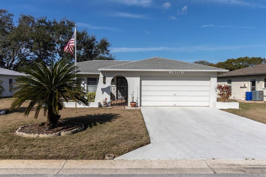 Property photo for 10721 FOOTPRINT LANE, Port Richey, FL
