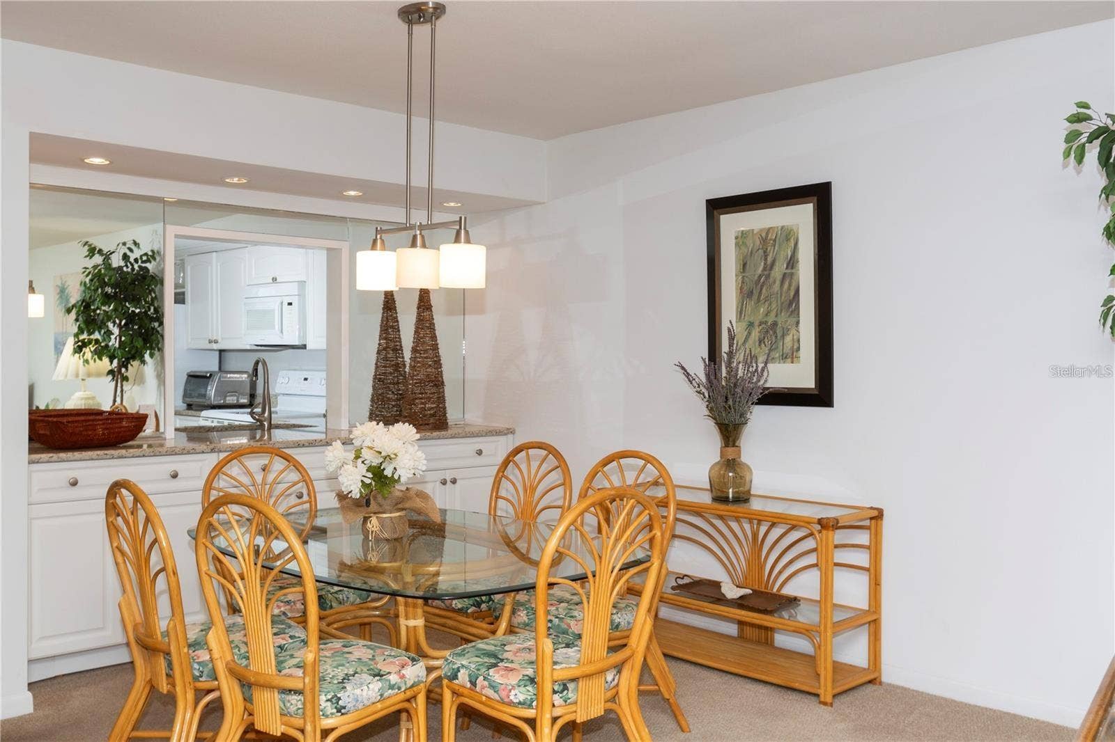 4632 MARINE PARKWAY, #201, New Port Richey, FL 34652 DINING ROOM