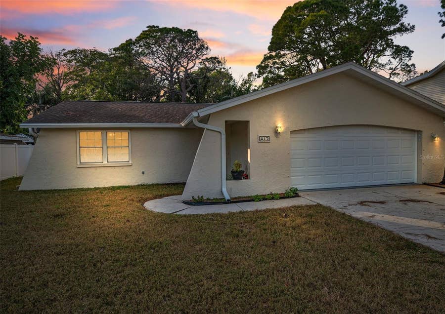 Property photo for 817 RIVERSIDE DRIVE, Tarpon Springs, FL