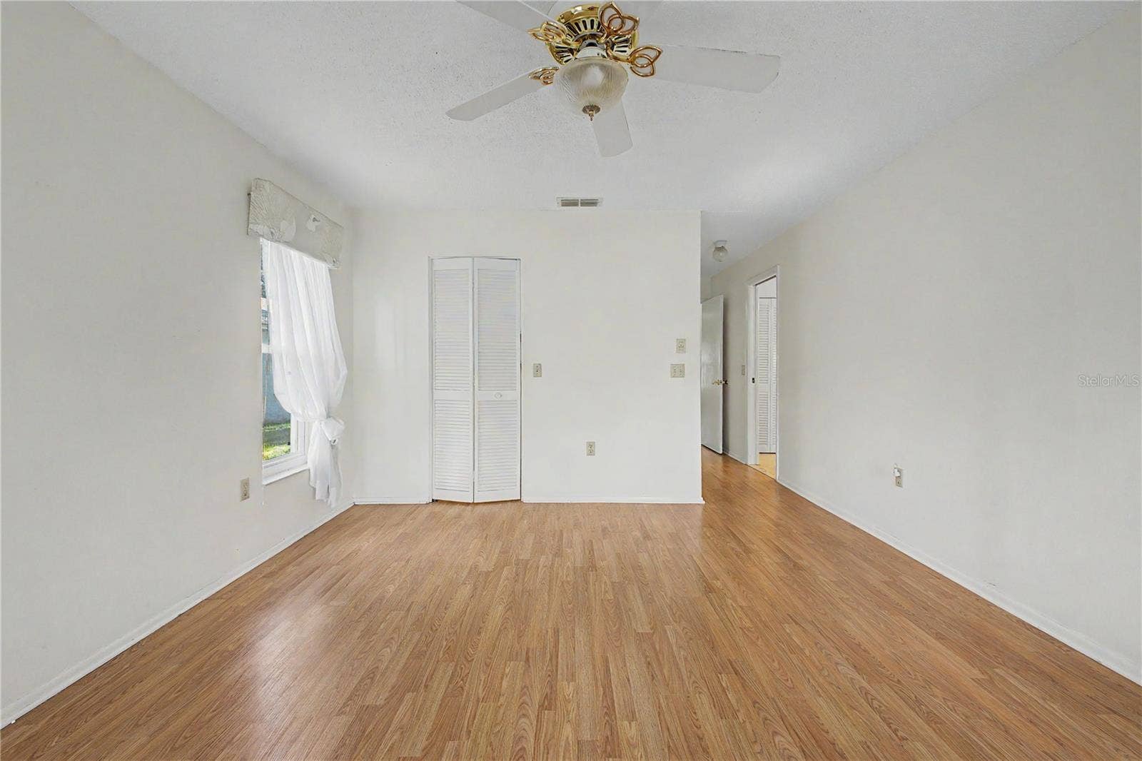 2376 BENT PINE COURT, Spring Hill, FL 34606 2376 BENT PINE COURT, Spring Hill, FL 34606