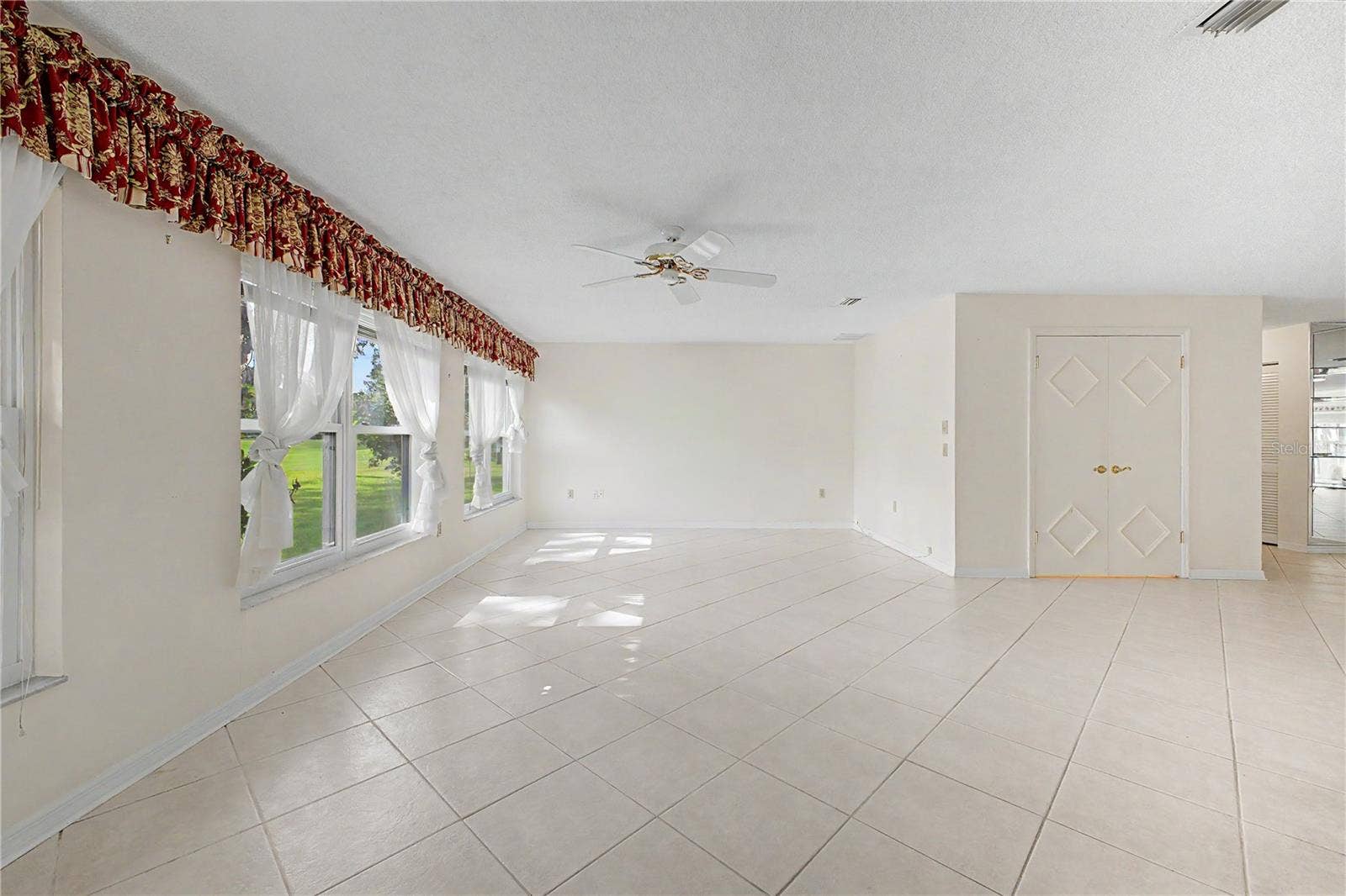 2376 BENT PINE COURT, Spring Hill, FL 34606 2376 BENT PINE COURT, Spring Hill, FL 34606