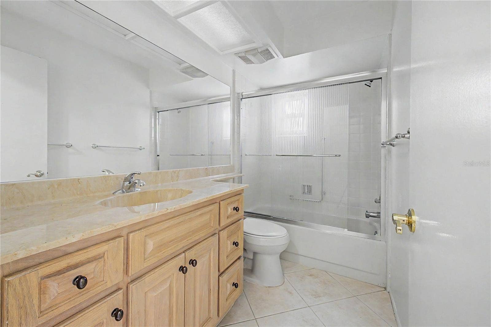 2376 BENT PINE COURT, Spring Hill, FL 34606 2376 BENT PINE COURT, Spring Hill, FL 34606