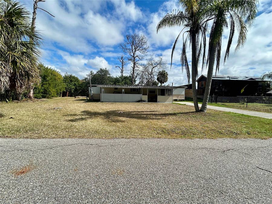 Property photo for 6116 COUNTRYMAN LANE, New Port Richey, FL