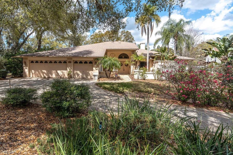 Property photo for 8823 CRESCENT FOREST BOULEVARD, New Port Richey, FL