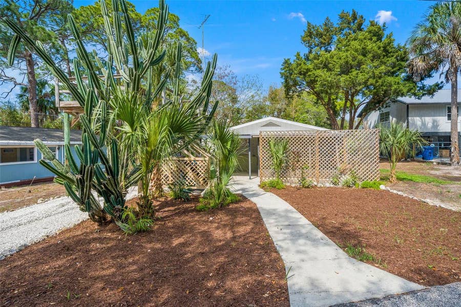 Property photo for 4489 FISHMAN AVENUE, Weeki Wachee, FL