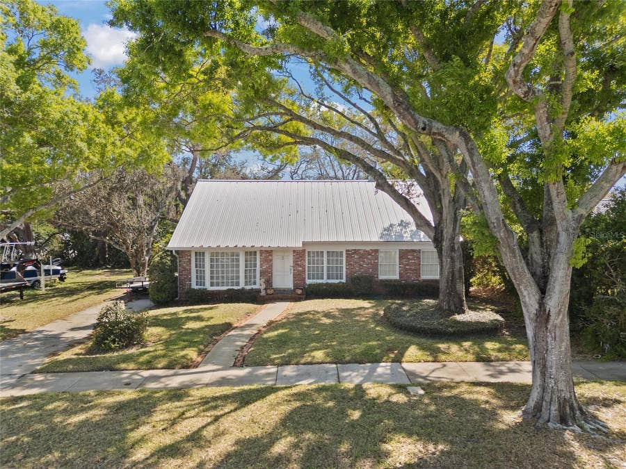 Property photo for 502 HILLCREST AVENUE, Tarpon Springs, FL