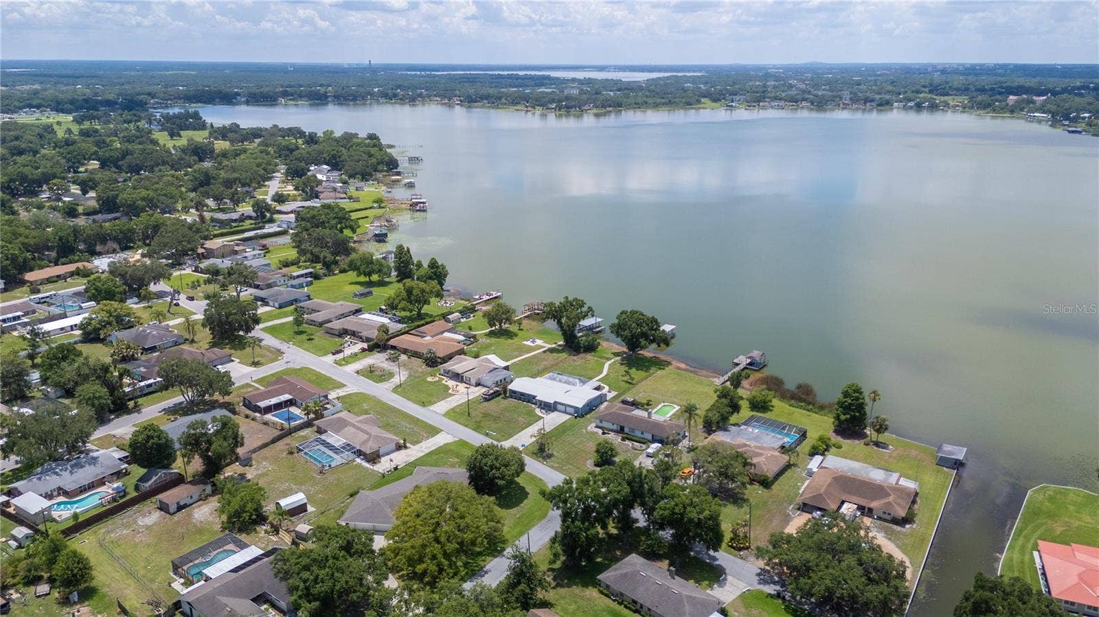 510 WINDERMERE DRIVE, Lakeland, FL 33809 510 WINDERMERE DRIVE, Lakeland, FL 33809