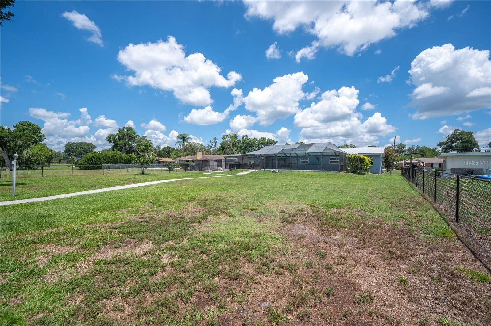 510 WINDERMERE DRIVE, Lakeland, FL 33809 510 WINDERMERE DRIVE, Lakeland, FL 33809
