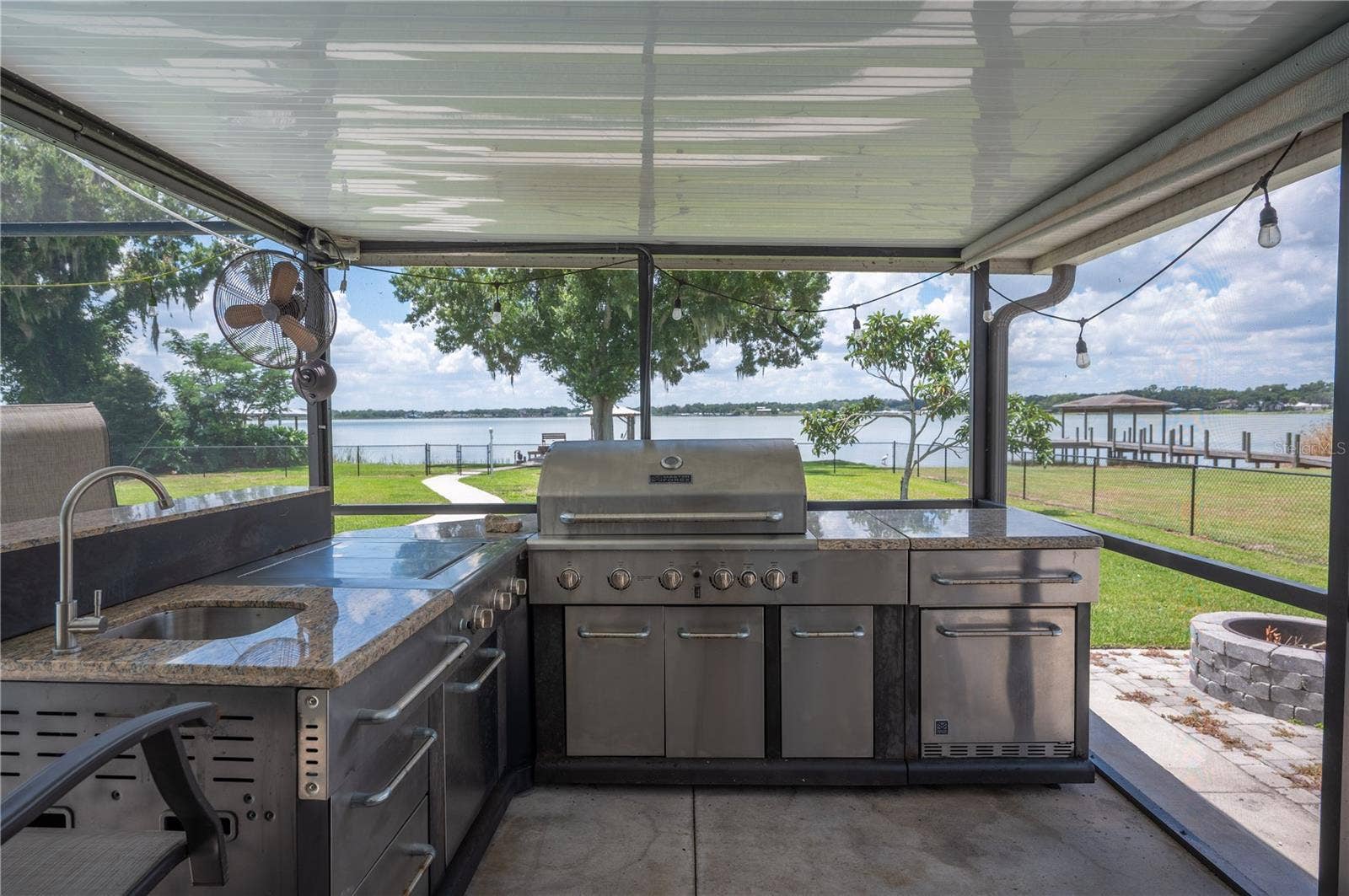 510 WINDERMERE DRIVE, Lakeland, FL 33809 510 WINDERMERE DRIVE, Lakeland, FL 33809
