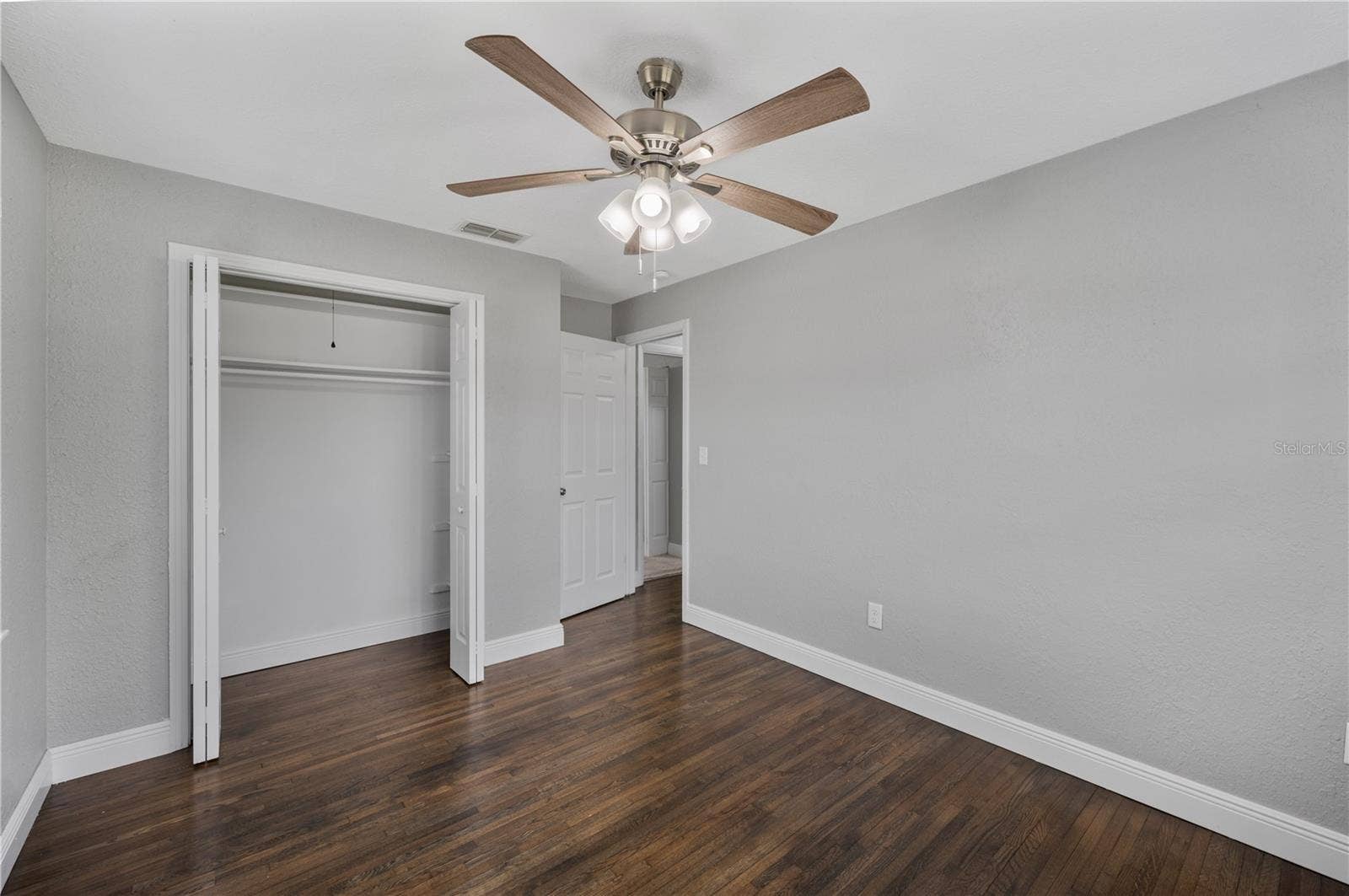 510 WINDERMERE DRIVE, Lakeland, FL 33809 510 WINDERMERE DRIVE, Lakeland, FL 33809