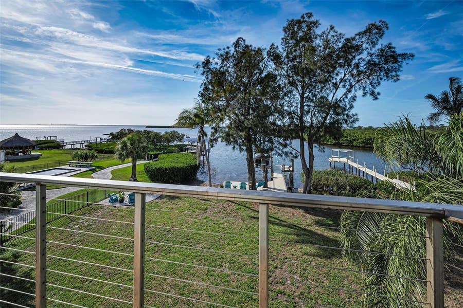 Property photo for 1626 SEA BREEZE DRIVE, Tarpon Springs, FL