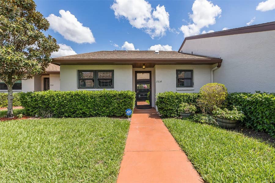 Property photo for 7834 RADCLIFFE CIRCLE, Port Richey, FL