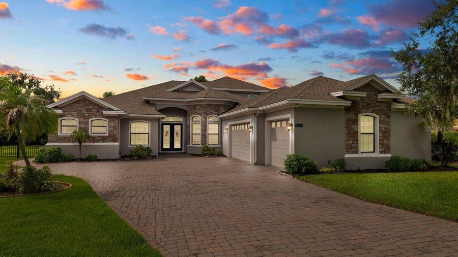 Property photo for 2120 SOUTHERN OAKS LANE, Lakeland, FL